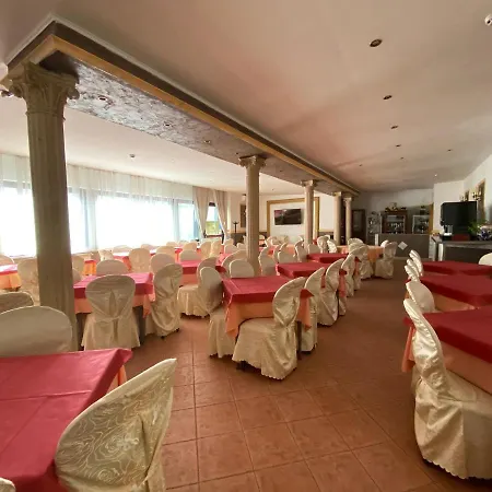 Park Serenissima Отель Сакрофано